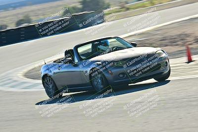 media/Dec-13-2025-Extreme Speed (Sat) [[d129ecb0b9]]/High Inter/Session 3 (Turn 5)/